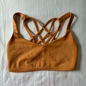 Lululemon Free to Be Bra
